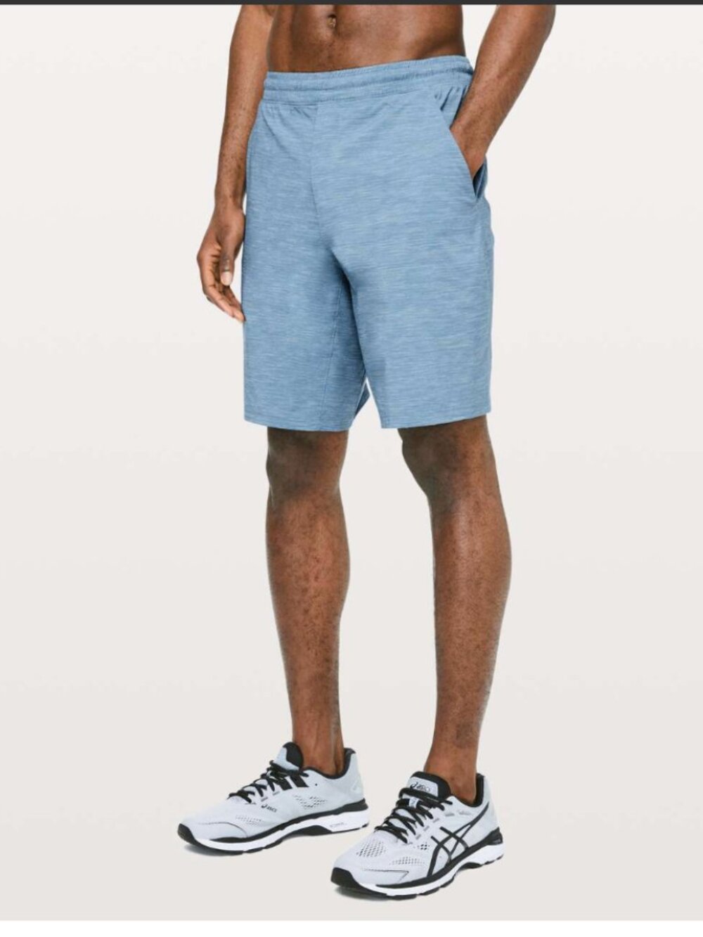 LuLulemon, Pace Breaker Short 9", heather blue men's Medium lined  EUC.